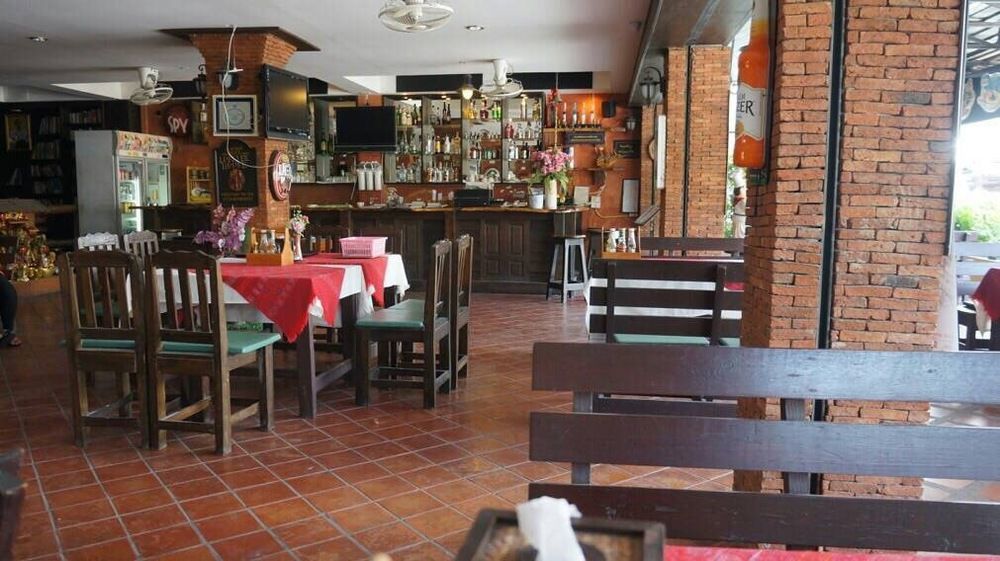 Joy Inn