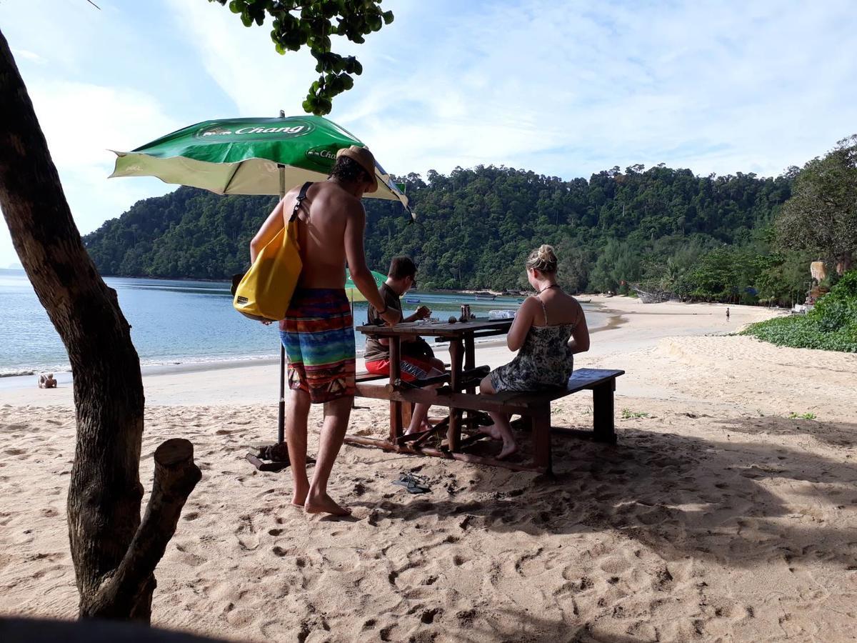 Inn Banana Koh Phayam