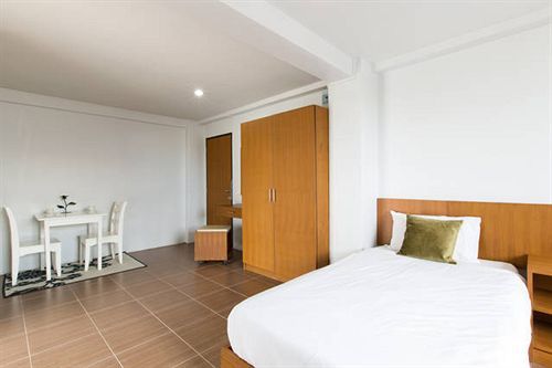 Oyo 227 Suchaya House Hua Hin