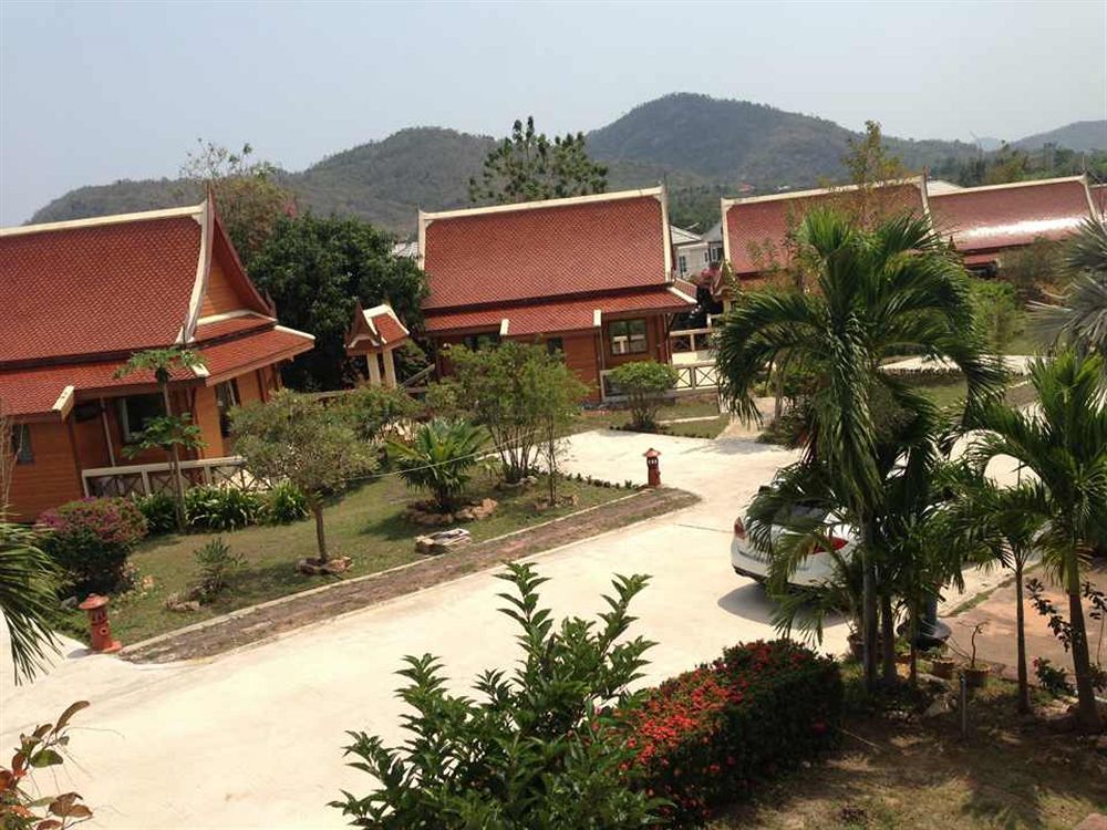 Hotel Chevasai Hua Hin