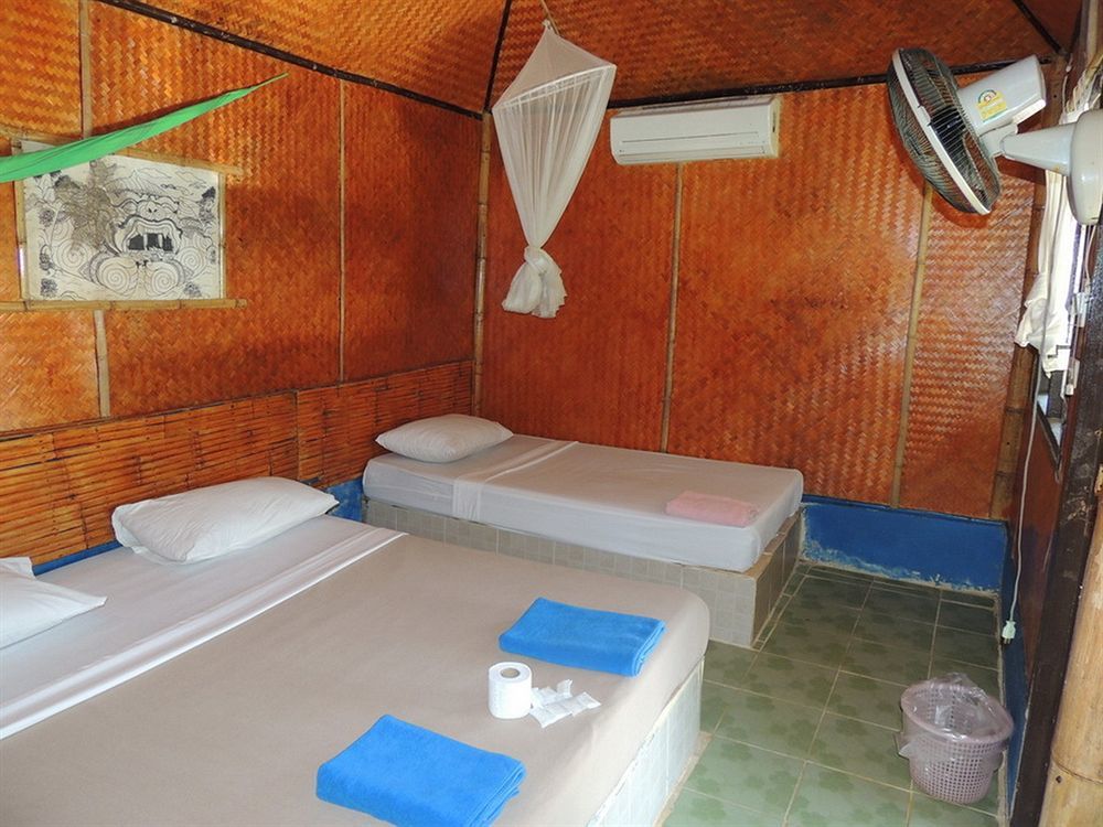 Hotel Banana 2*