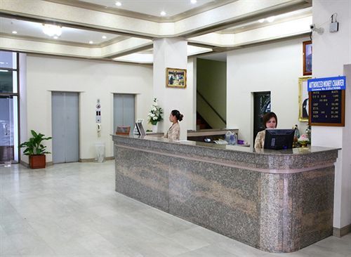 Hotel Thumrin Trang