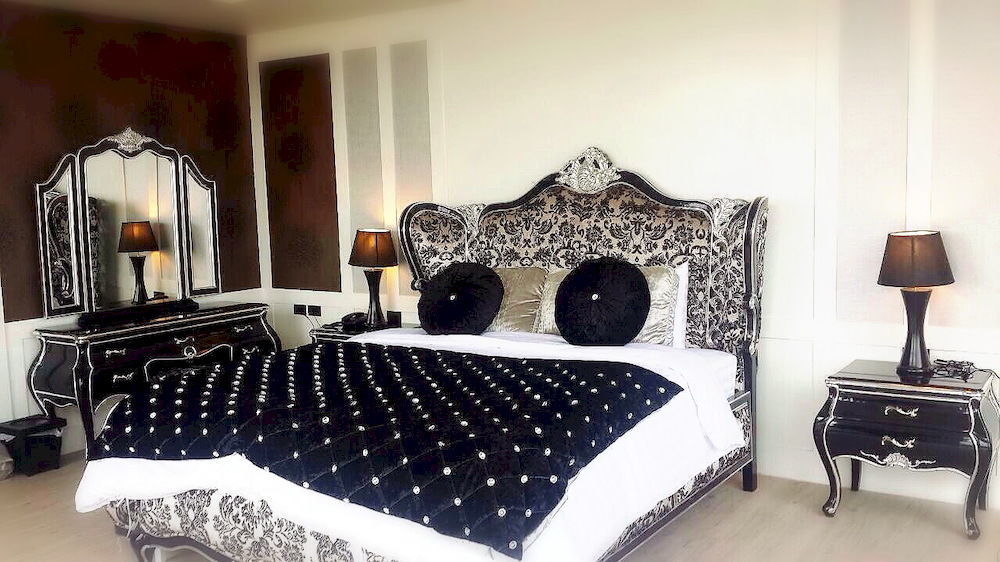 Alvarez 4* Buriram