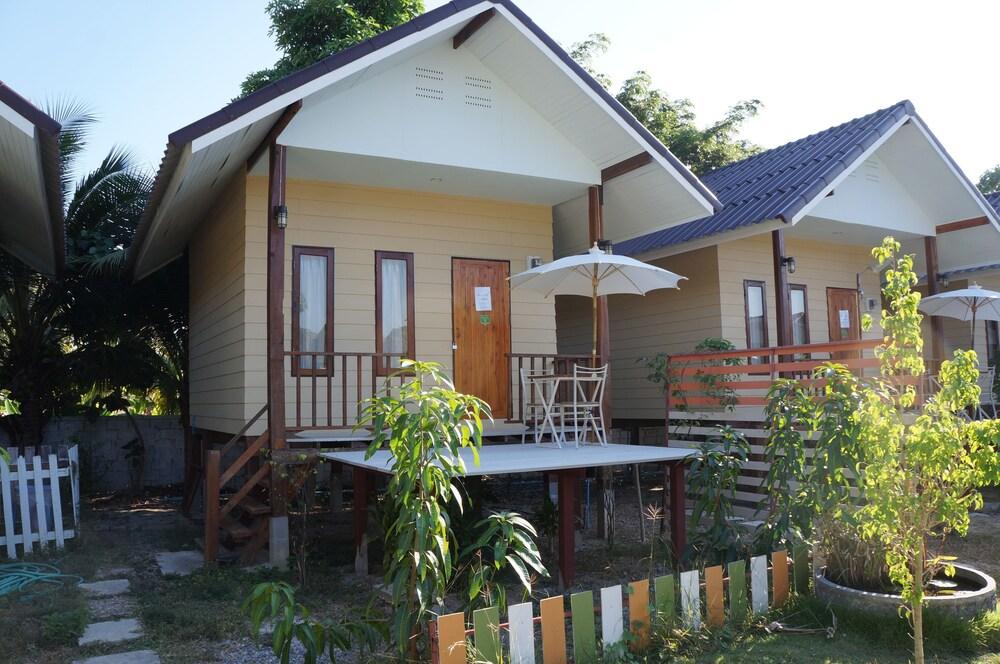 Resort Bansuan Inthanon Chom Thong