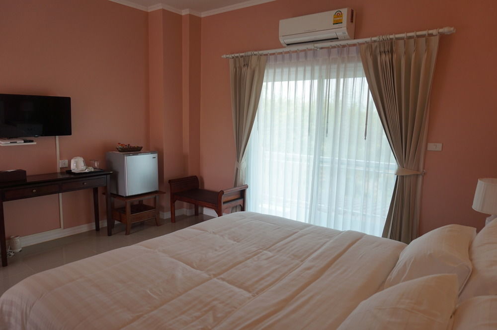 La Place Bed & Breakfast 3*