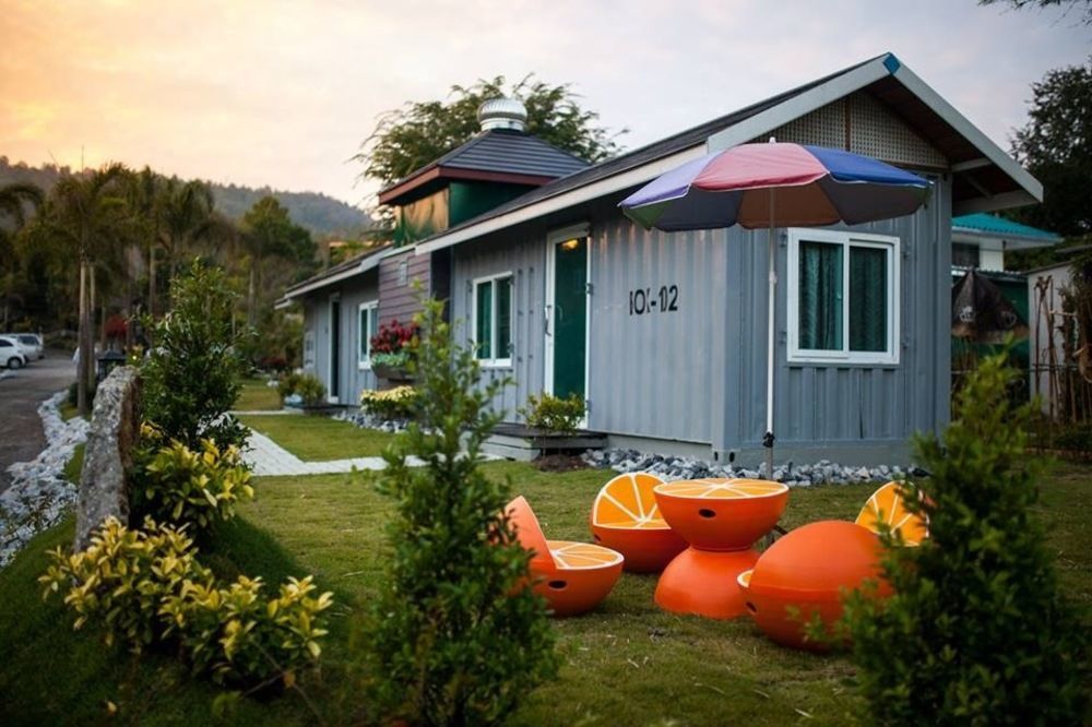 Crystal Box Resort