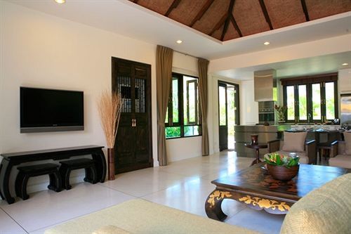 Ratchamaka Villa Rawai