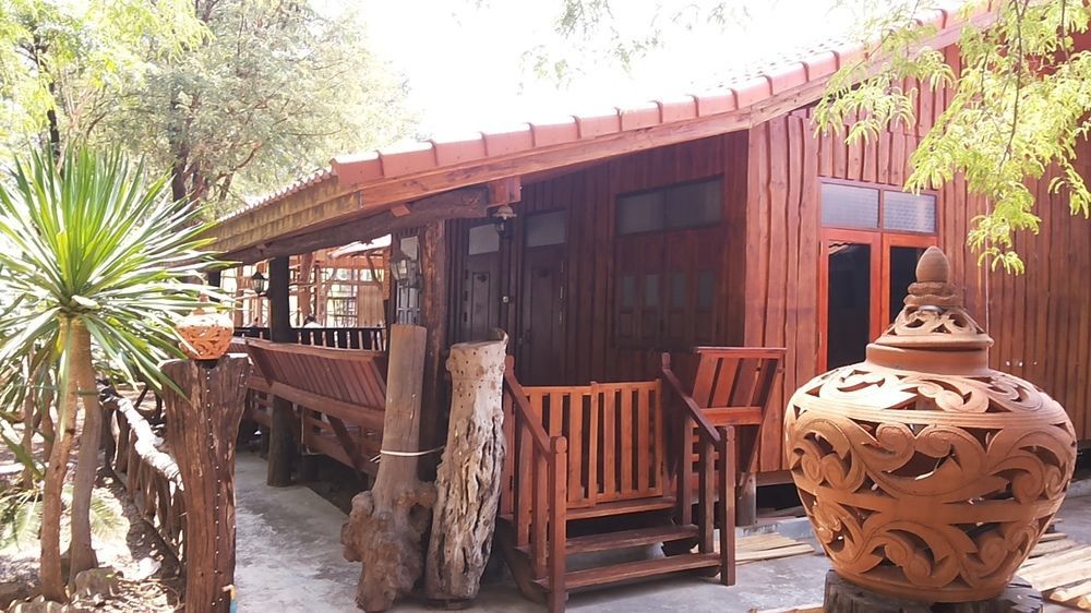Tamarind Hotel 2*