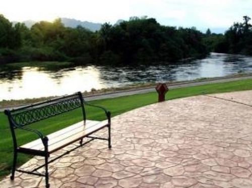 Aek-pailin River Kwai Hotel