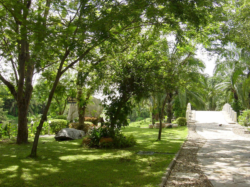 Pung-waan & Kanchanaburi