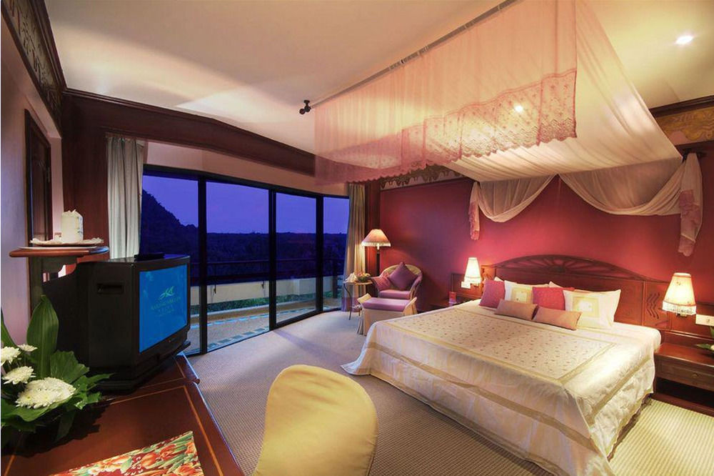 Resort Maritime Park And 4*