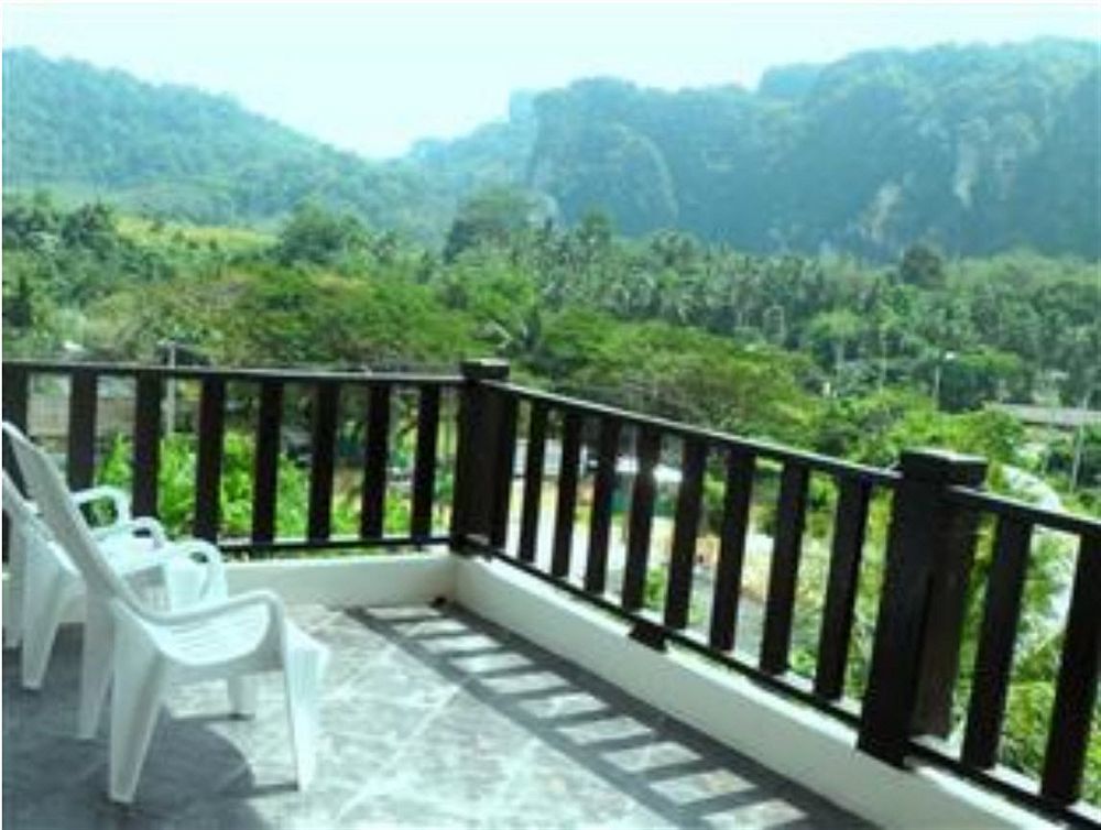Hasna Palace Guest house