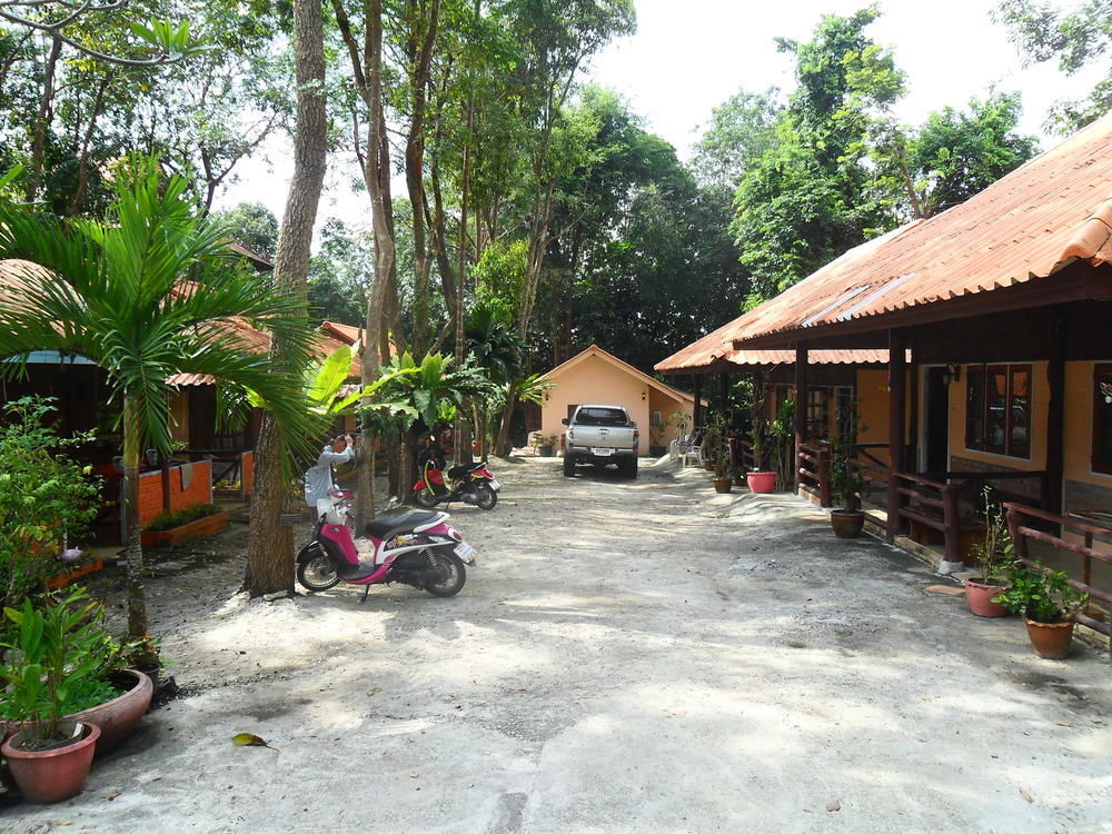 Aonang Guest Guest house