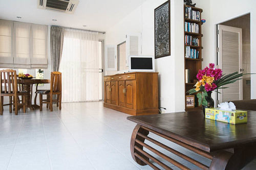 Thailee Villa *