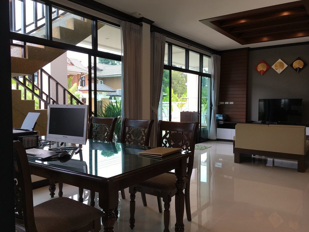 Villa The