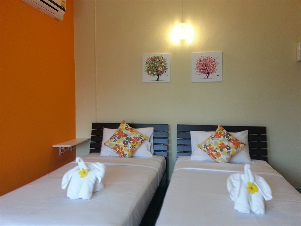 Hostel Krabi Nemo House
