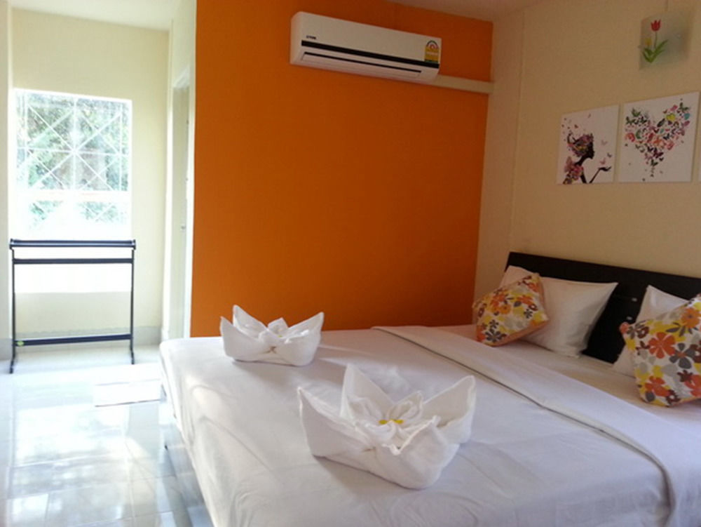 Krabi Nemo House Hostel