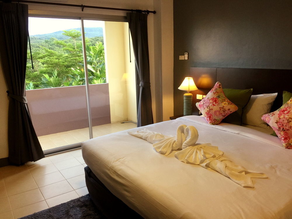 Acomodação com café da manhã  Z-talay House Klong Muang Beach