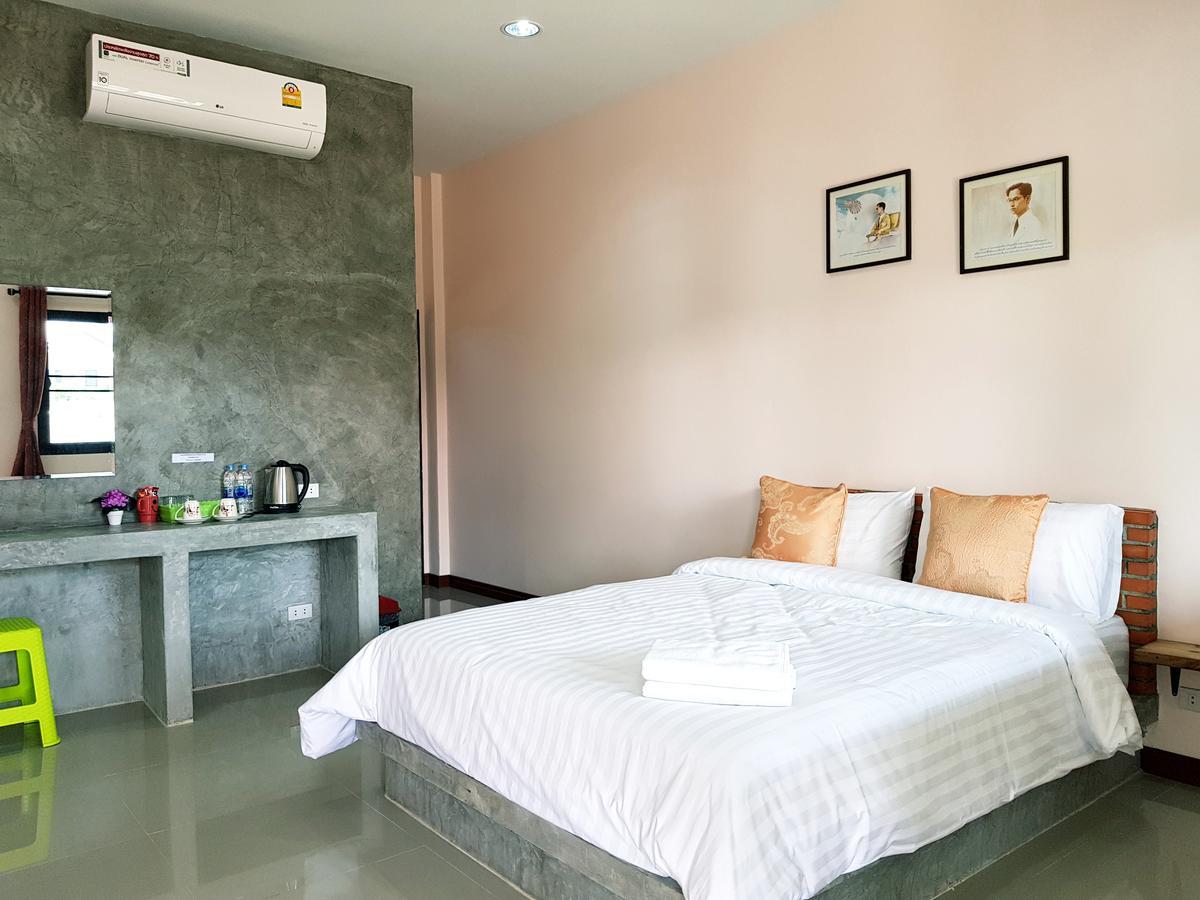 Tawan Village Guest house