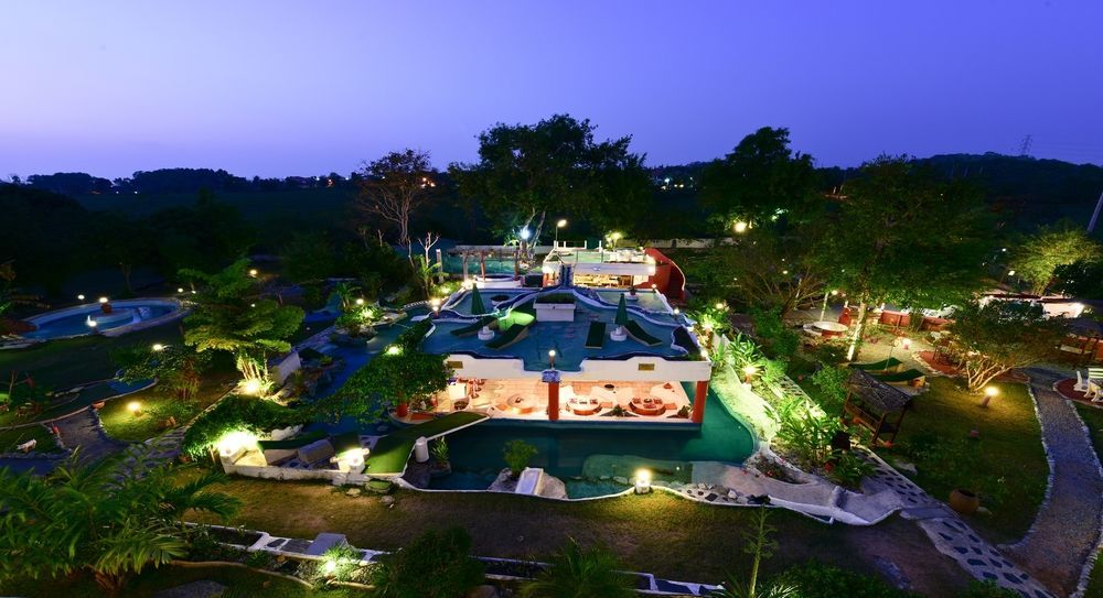 Resort Mirabel Club