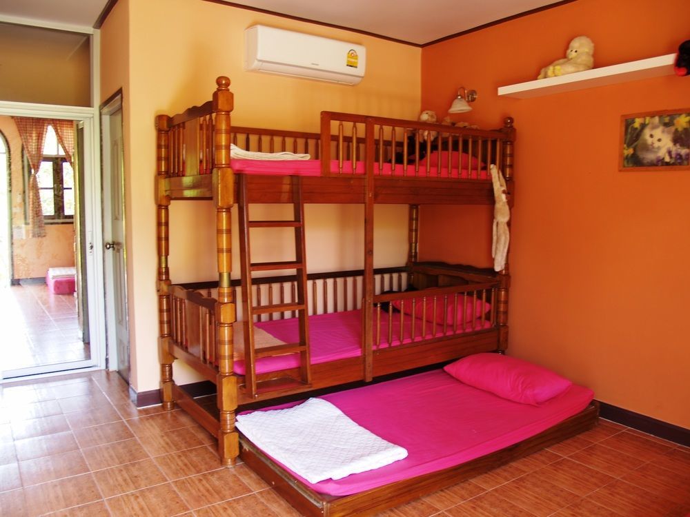 Hotel Cowboy Farm Pattaya 3*
