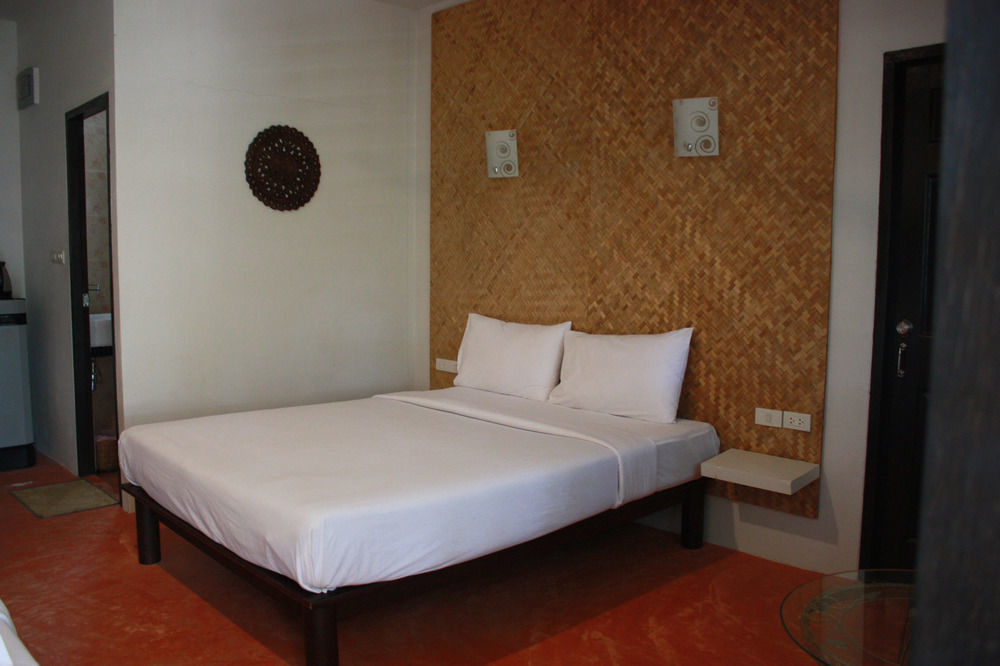 Bamboo 2* Khanom