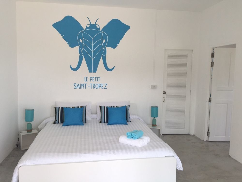 Le Petit Saint Tropez Resort Khanom