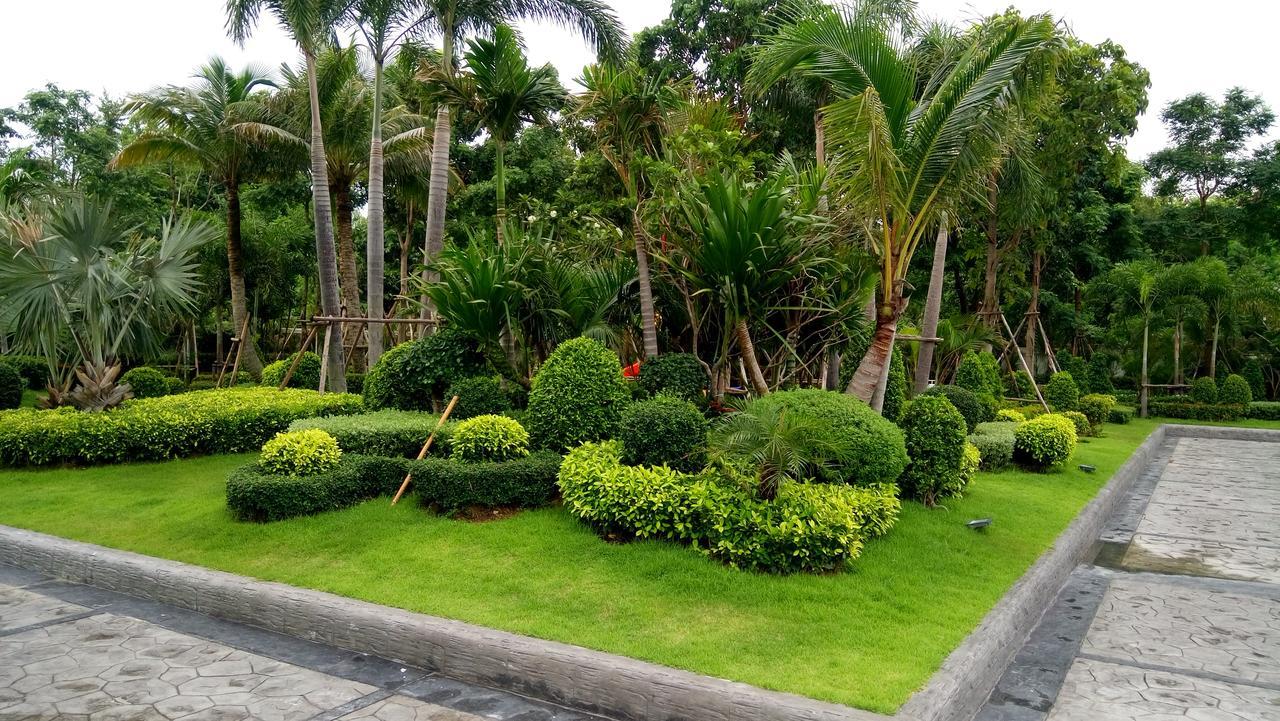 Dusit Grand View * Praia de Jomtien