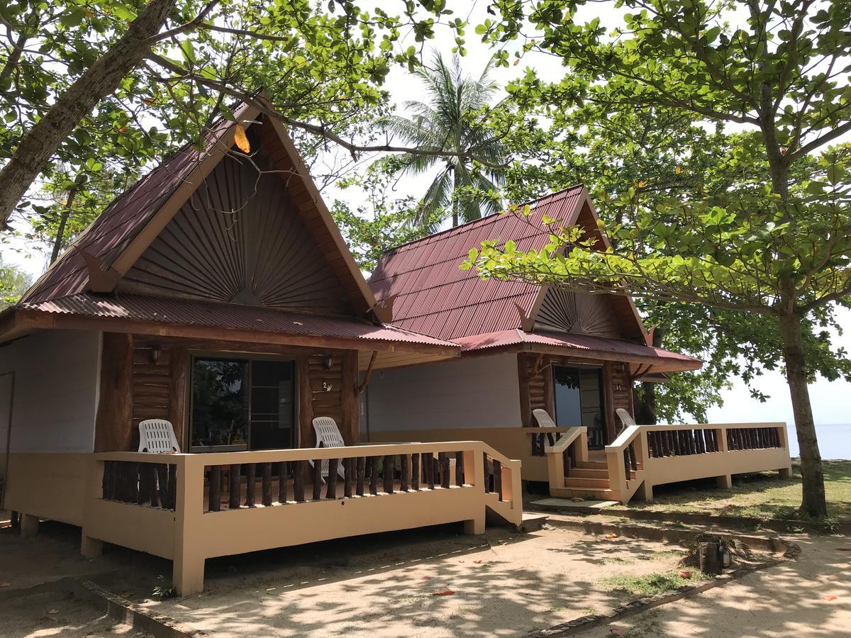 Season Resort 2*