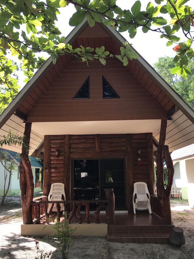 Resort Season Koh Jum