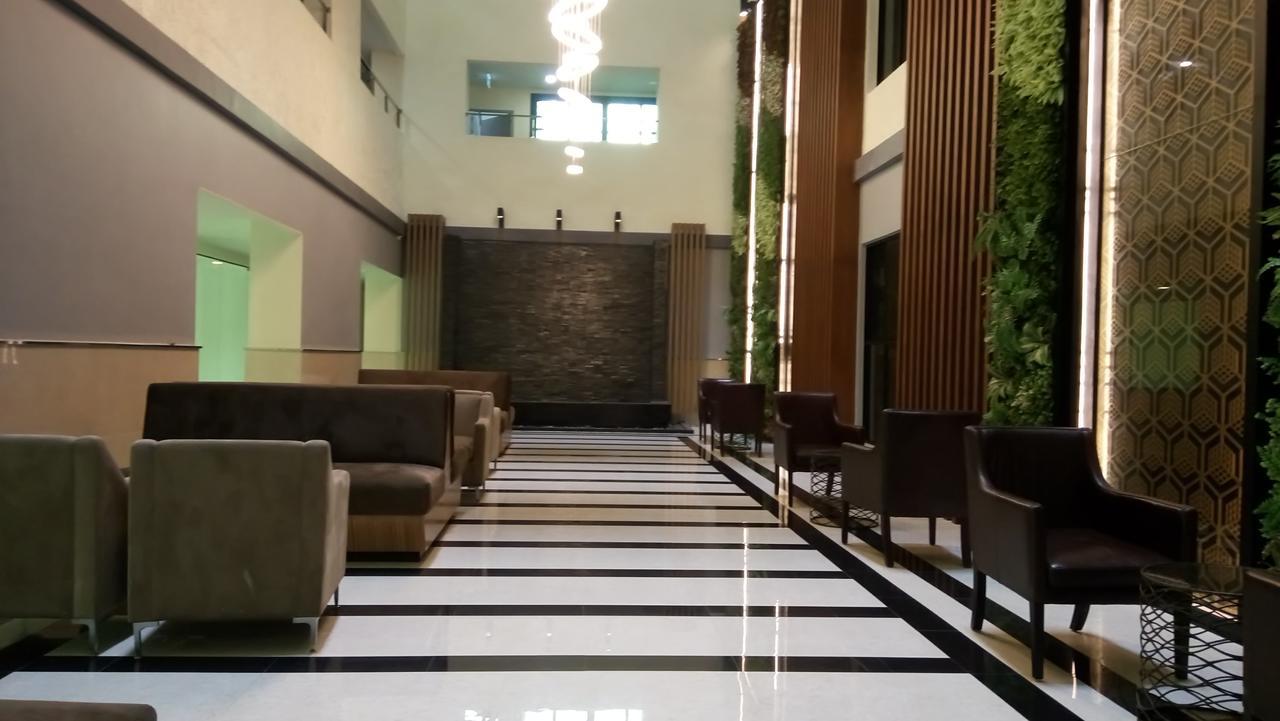 Dusit Grand View Apartamento *