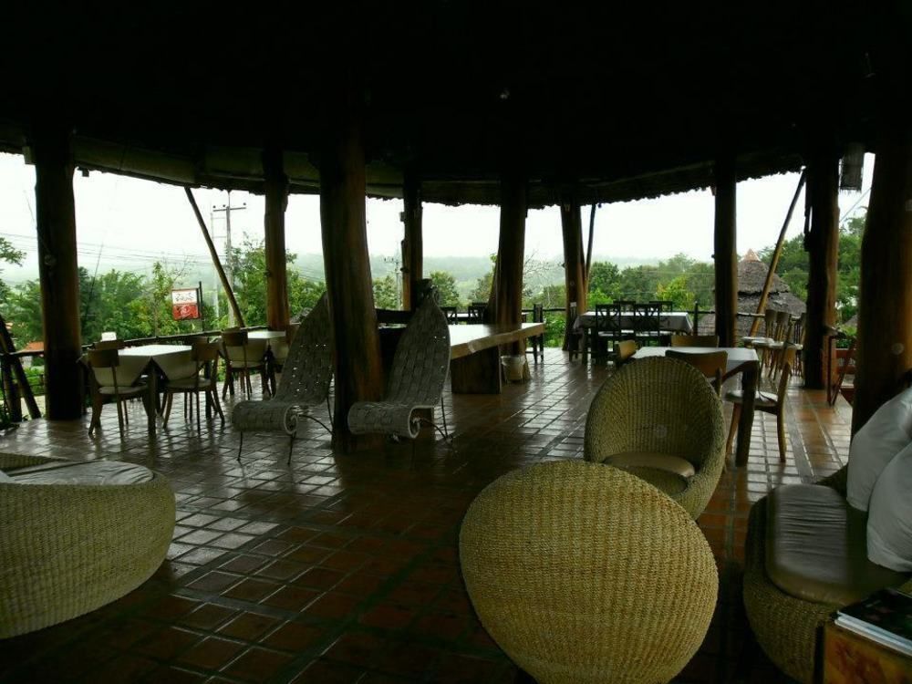 Mari Holiday park