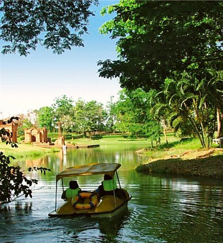 Hotel Iyara & Uthai Thani