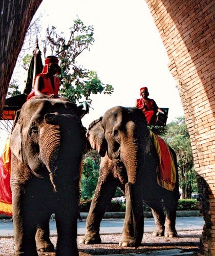 Iyara & 5* Uthai Thani