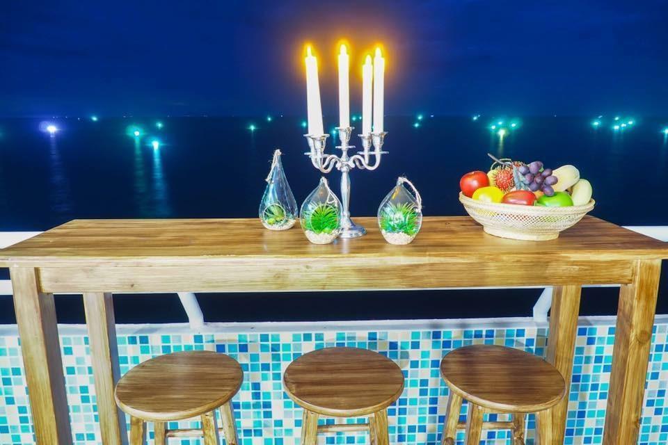 A2e : Ibiza Khao Tao Hua Hin