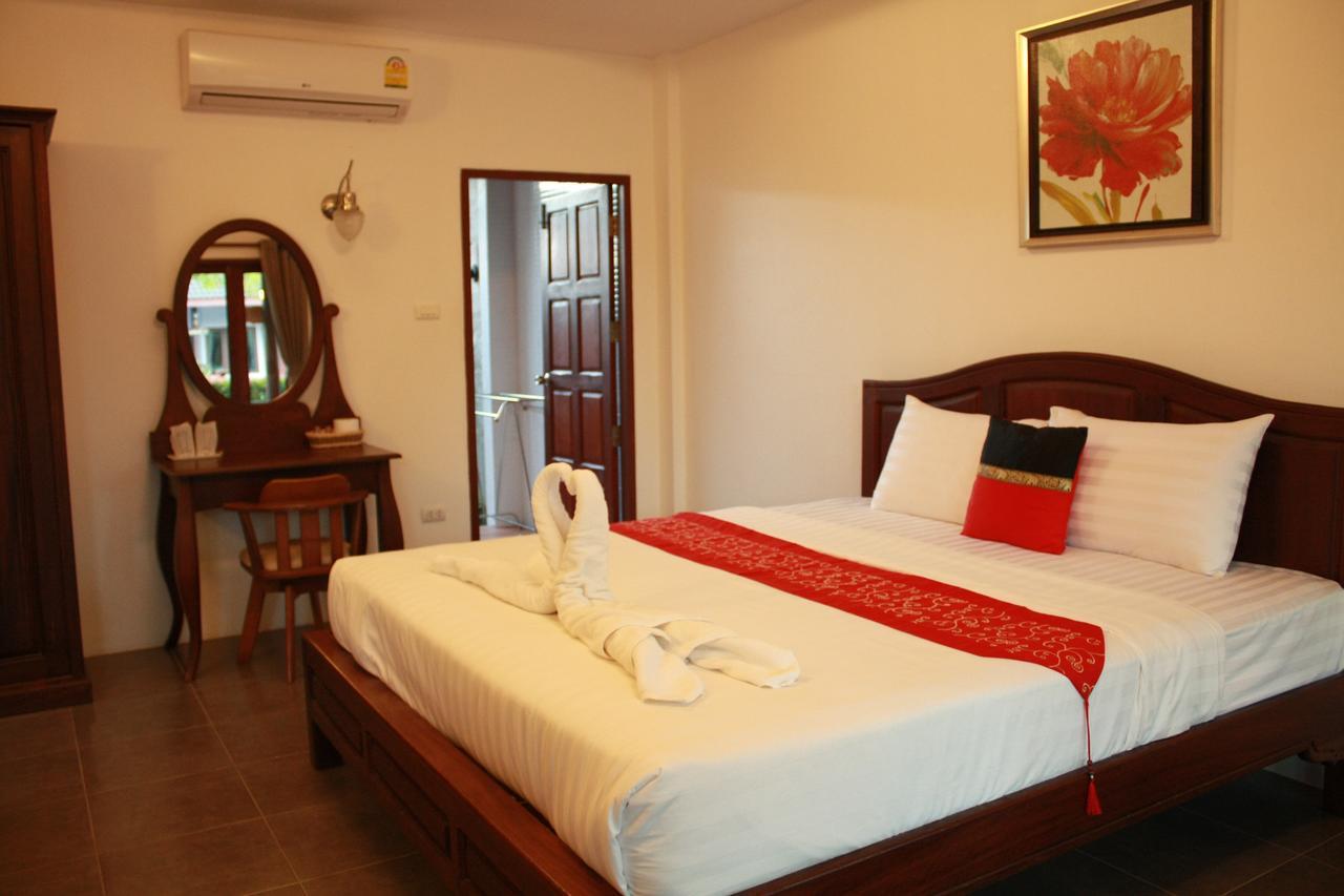 Waterside Resort 3*