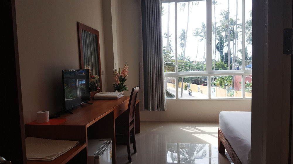 Baannoksuan Samui Hotel 3*