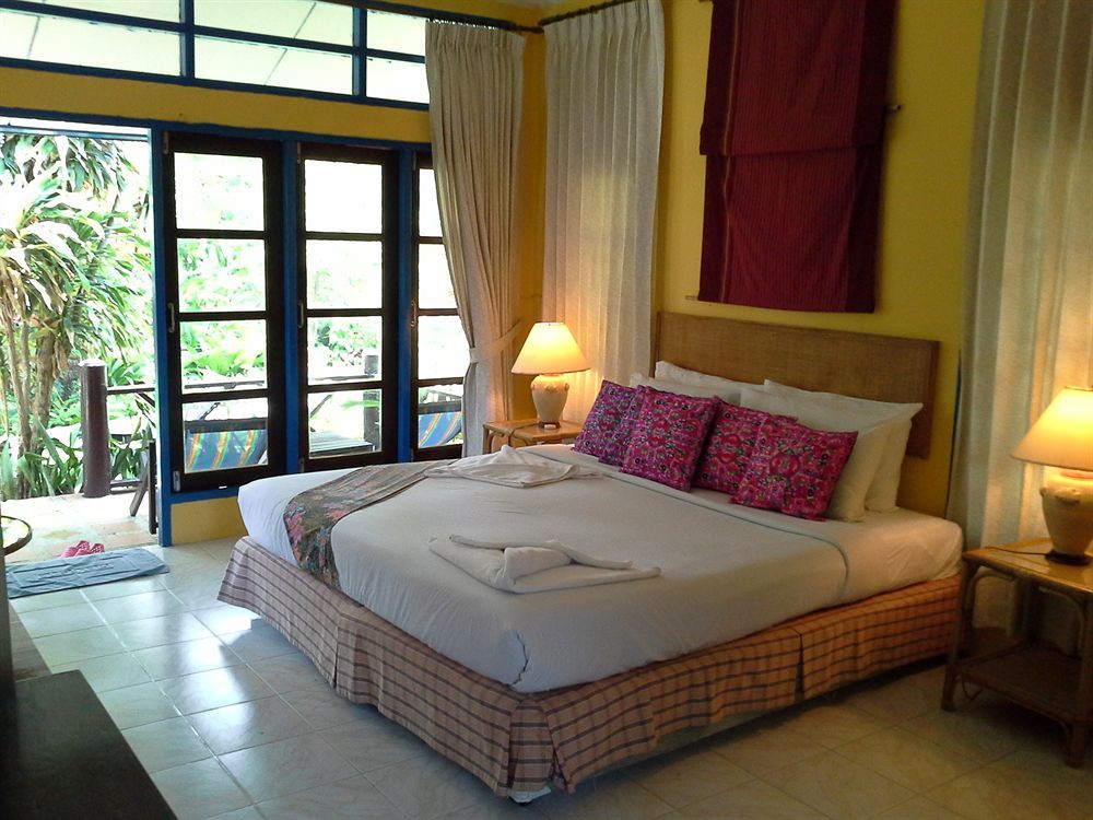 Tradewinds Resort