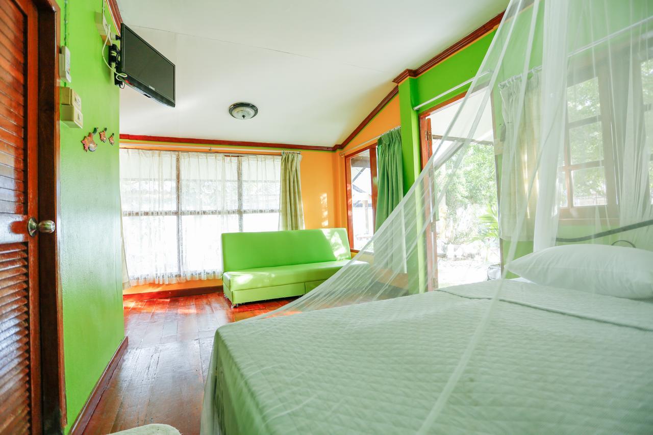 Kasemsuk Guest house Bang Saphan
