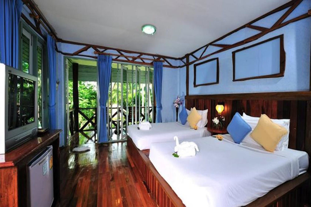 Resort Koh Ngai Resort 3*