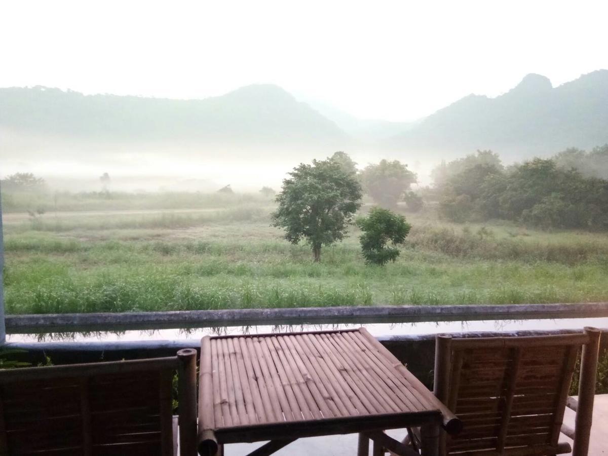 Avatarn Miracles Hotel,
