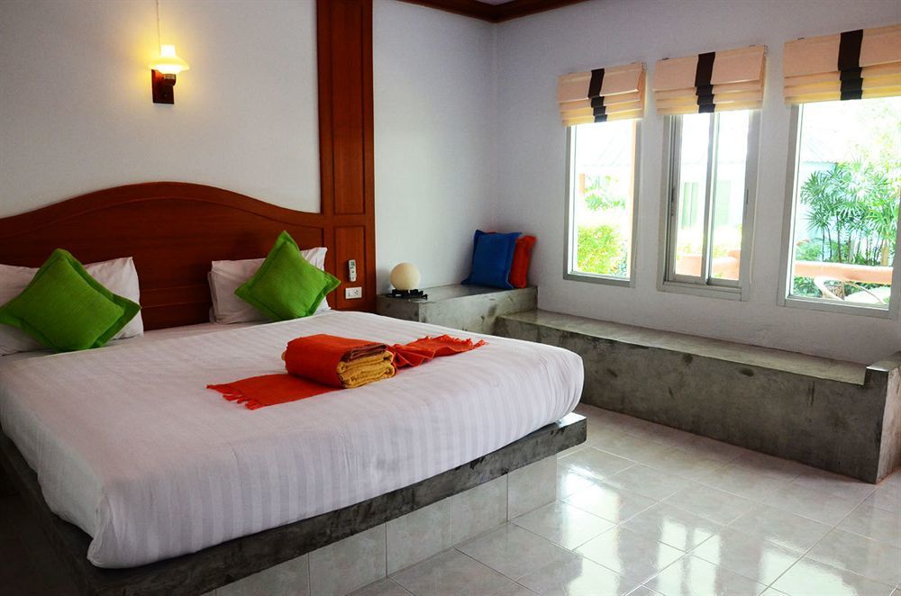 Koh Yao Chukit Dachanan Resort 3*