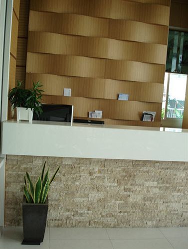 Thanaplace Jaran 34 Hotel 2*