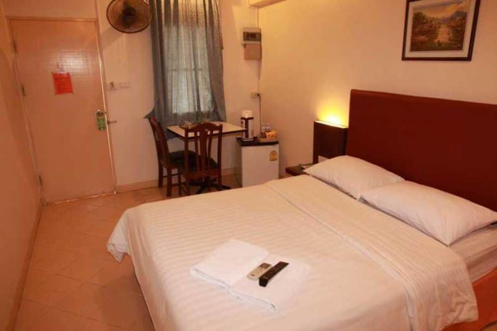 Synsiri 5 Navamin 96 Hotel