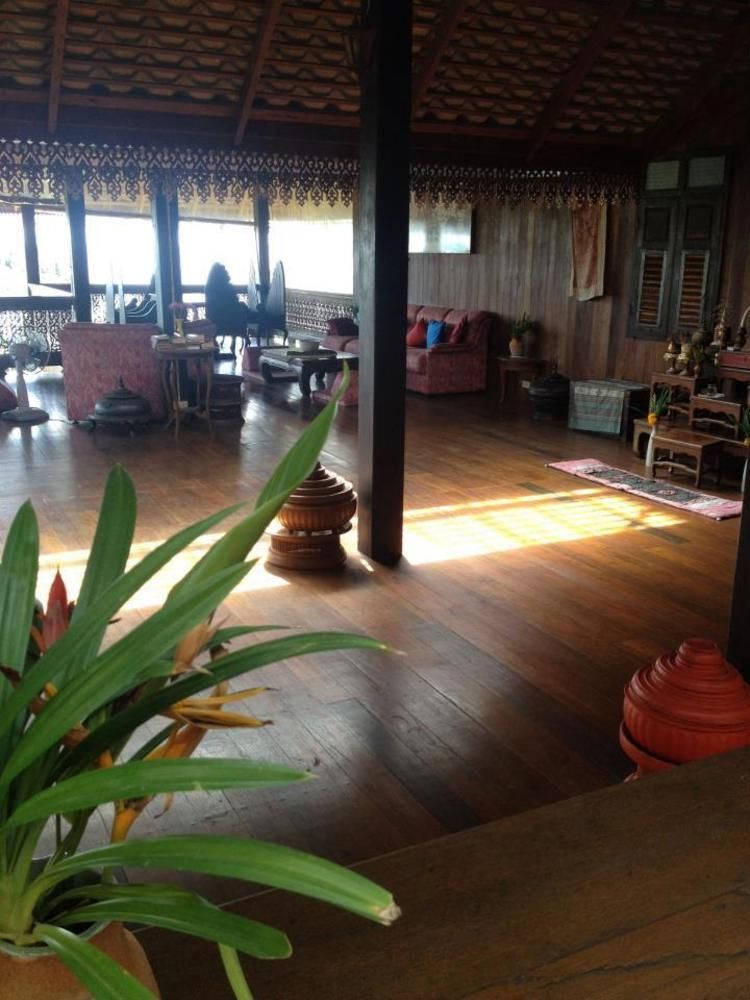 Resort Ruen Thai Rim Haad Klaeng