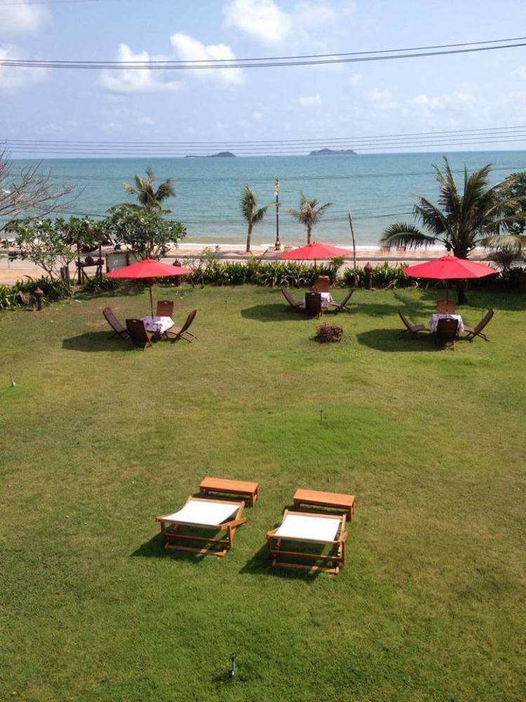 Resort Ruen Thai Rim Haad Klaeng