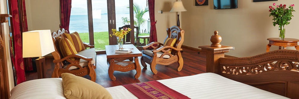 Sara Beachfront Boutique Hotel Pathiu