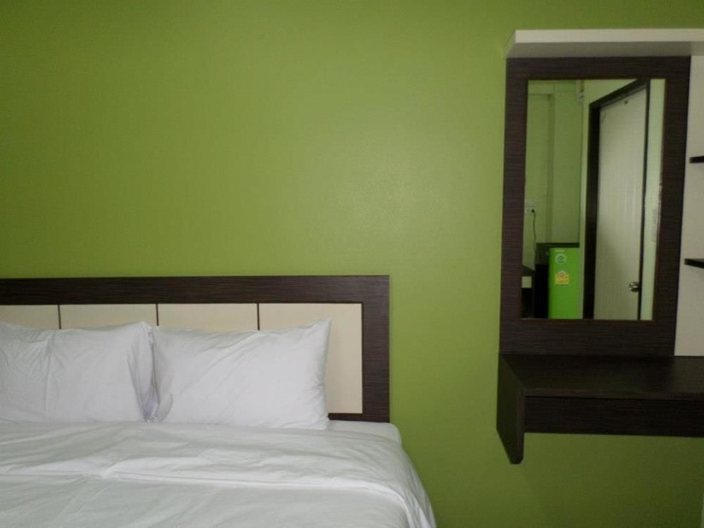 Thanaphat Guest house 2*