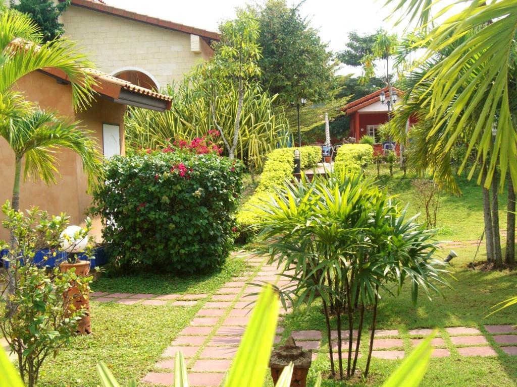Pictory Garden Resort Sattahip
