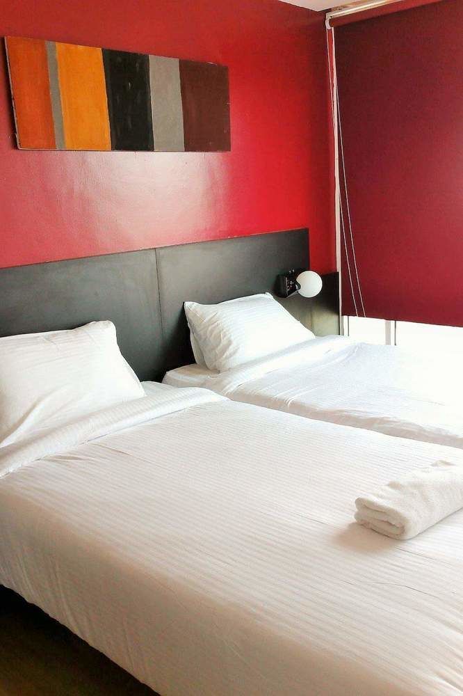 Hostel Implace Impact At M Sociaty *